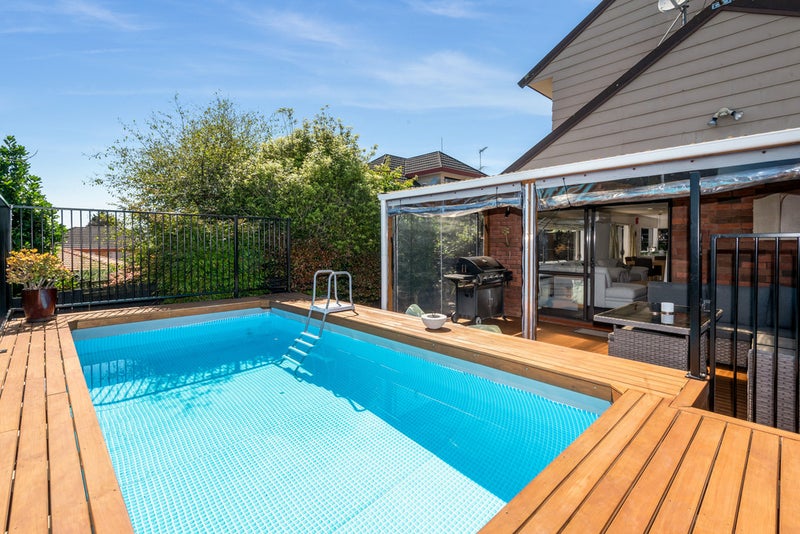 2/35 Eastridge Court, Northpark, Auckland - Carousel 1