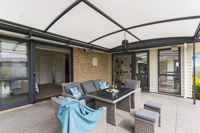 31 Karo Road, Beachlands, Auckland - Carousel 1