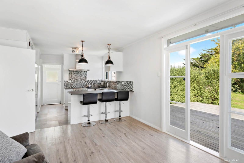 16 Kohekohe Crescent, Meremere - Carousel 1