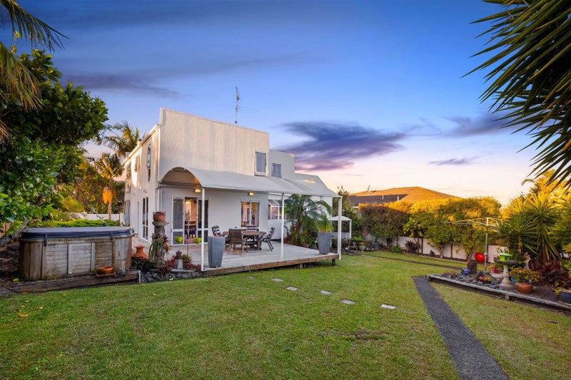 6 Javelin Place, West Harbour, Auckland - Carousel 21