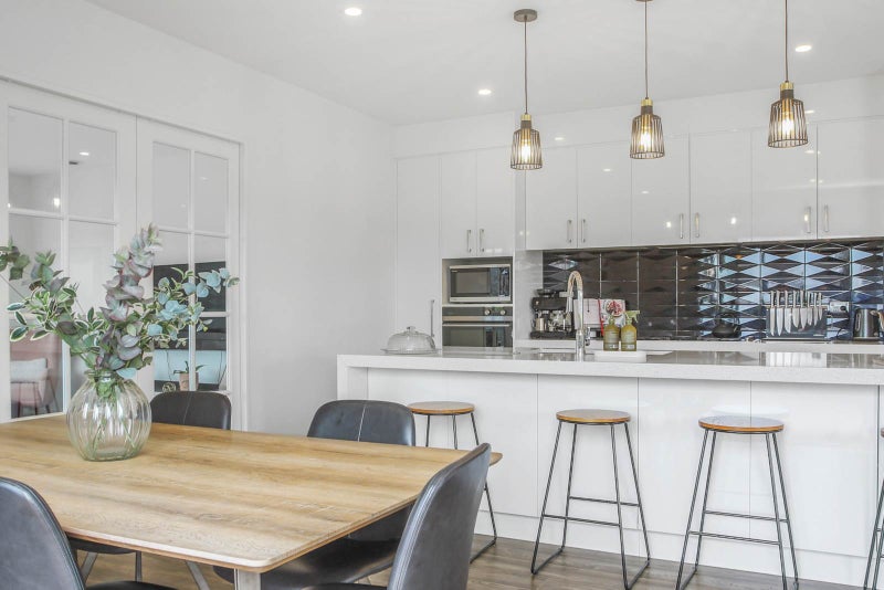 16 Maple Lane, Huapai, Kumeu - Carousel 2