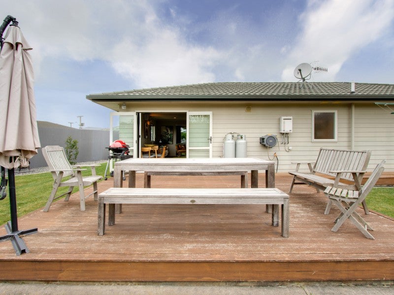 16A Addison Street, Onekawa, Napier - Carousel 2