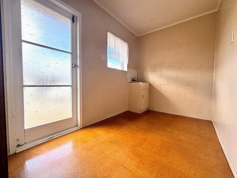 2/85 Harris Crescent, Papanui, Christchurch - Carousel 8