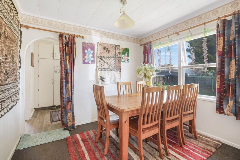 65 Resthill Crescent, Glenview, Hamilton - Carousel 32