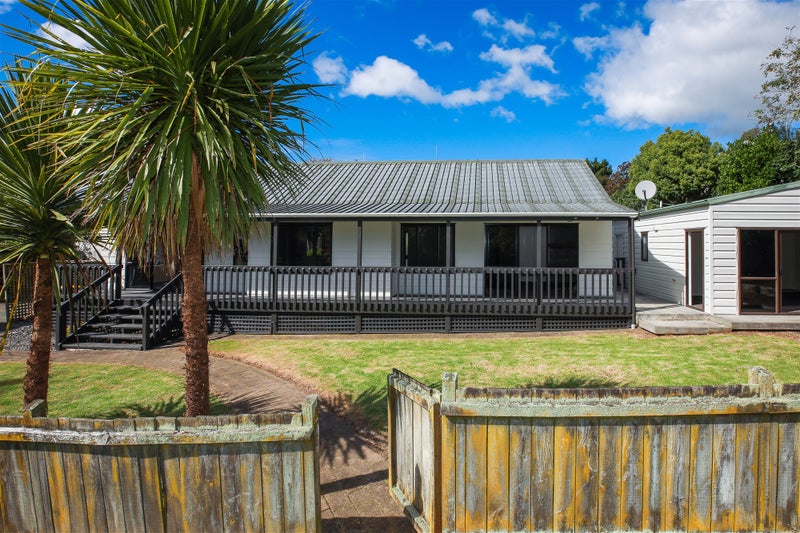 38 Cromwell Drive, Fitzroy, Hamilton - Carousel 1