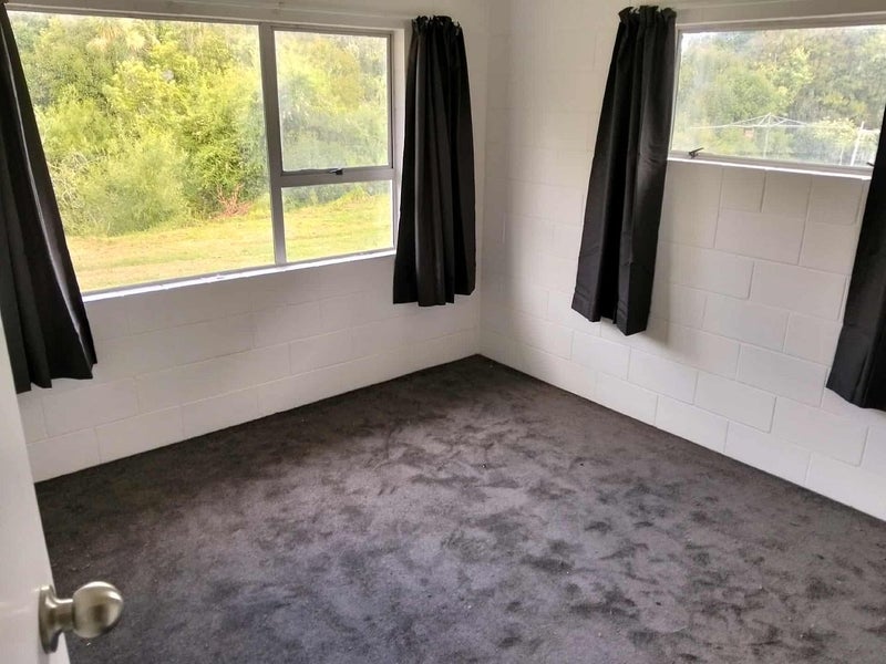 74A Pine Avenue, Melville, Hamilton - Carousel 5