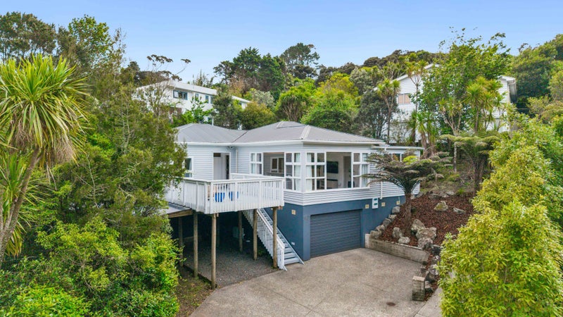 59A Rangeview Road, Sunnyvale, Auckland - Carousel 1