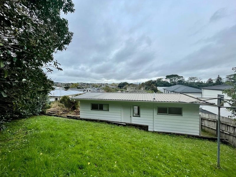 1143A Dominion Road, Mount Roskill, Auckland - Carousel 15