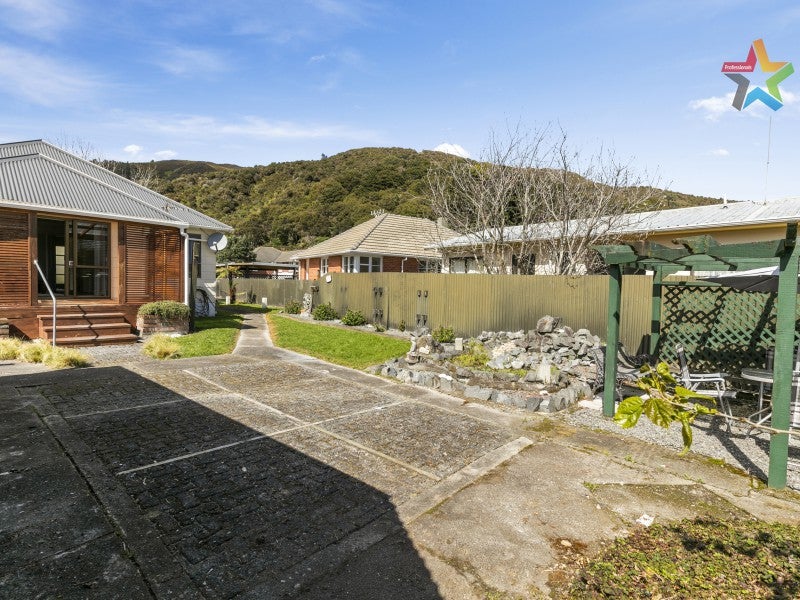 195 Waddington Drive, Naenae, Lower Hutt - Carousel 15