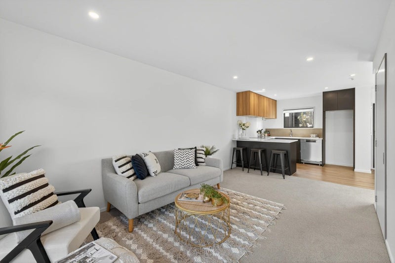 11/15 Bunyan Street, Waltham, Christchurch - Carousel 2