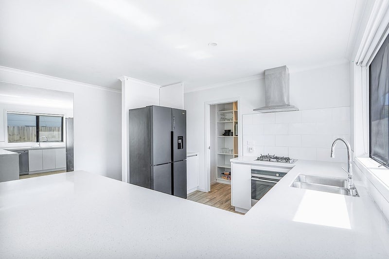 11A Magnolia Crescent, Nawton, Hamilton - Carousel 2