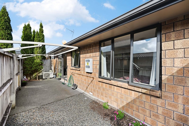 2/102 Old Farm Road, Hamilton East, Hamilton - Carousel 11