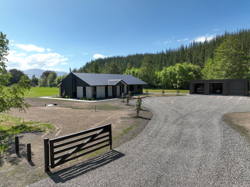 17 Flaxmore Road, Upper Moutere - Carousel 28