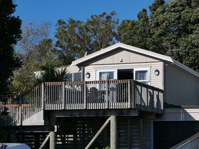 75 Seaview Road, Paraparaumu Beach, Paraparaumu - Carousel 2