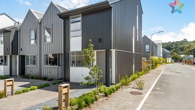 32 John Street, Petone, Lower Hutt - Carousel 1