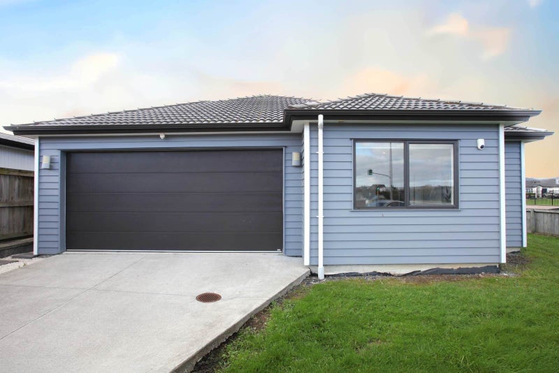 1 Castlepoint AVE, takanini, Auckland - Carousel 2