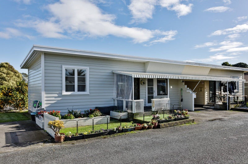15/549 Childers Road, Te Hapara, Gisborne - Carousel 1