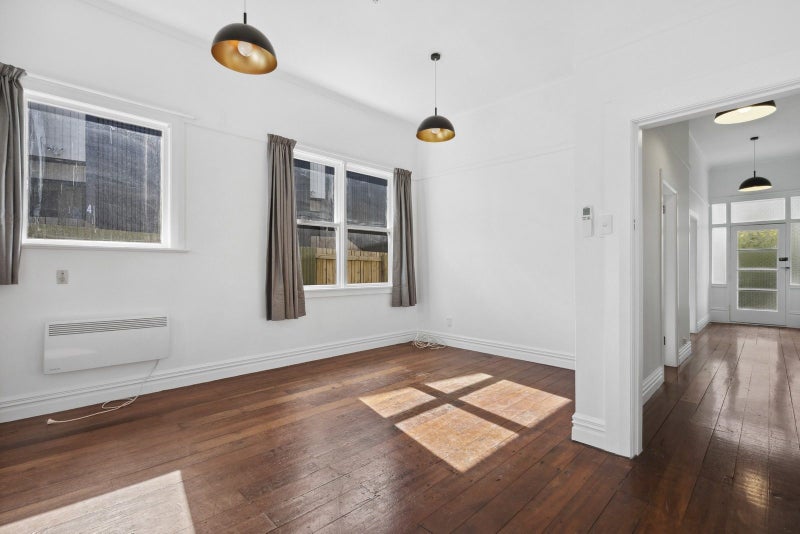 84 Kilbirnie Crescent, Kilbirnie, Wellington - Carousel 2