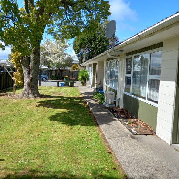 18E Gibson Street, Fenton Park, Rotorua - Carousel 2