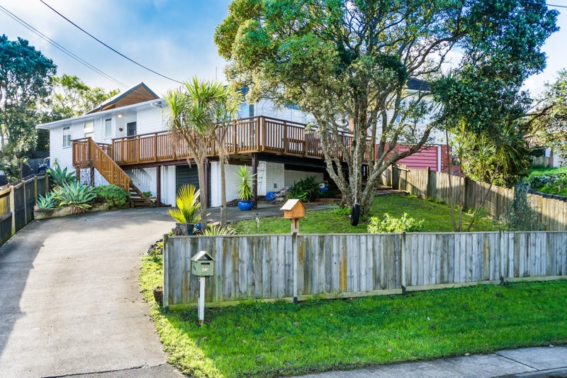 1/24 Alamein Avenue, Belmont, Auckland - Carousel 1