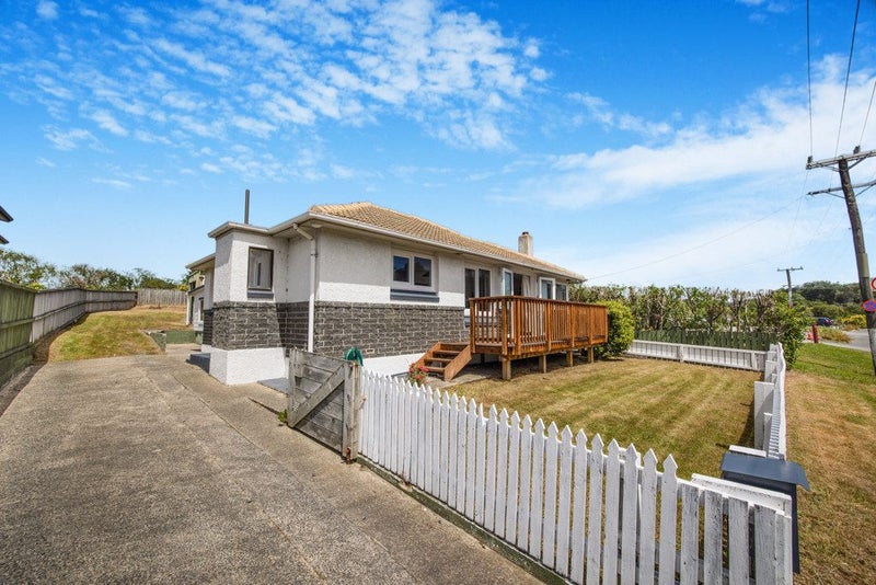 240 Tomahawk Road, Ocean Grove, Dunedin - Carousel 2