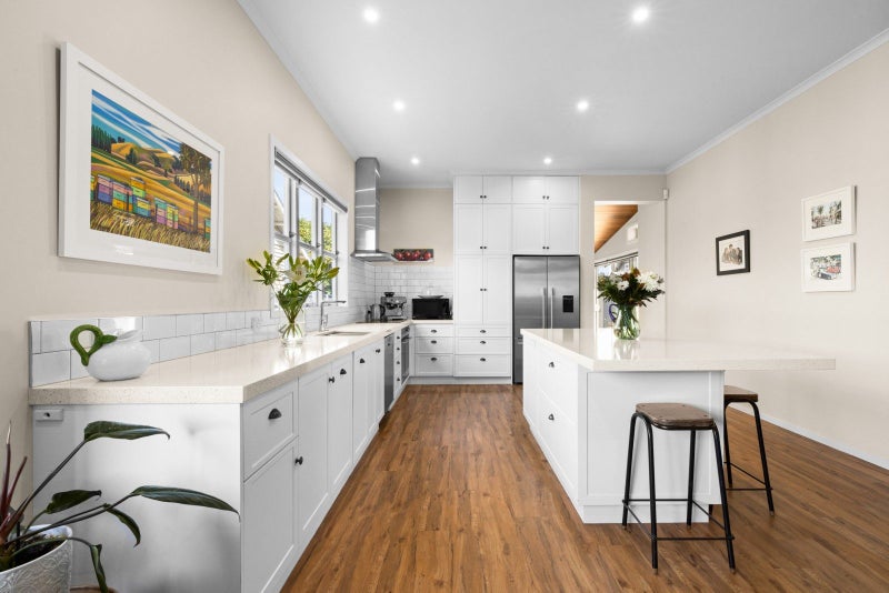 54 Nelson Crescent, Napier South, Napier - Carousel 2