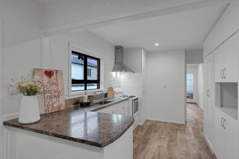 2/187 Puhinui Road, Papatoetoe, Auckland - Carousel 24