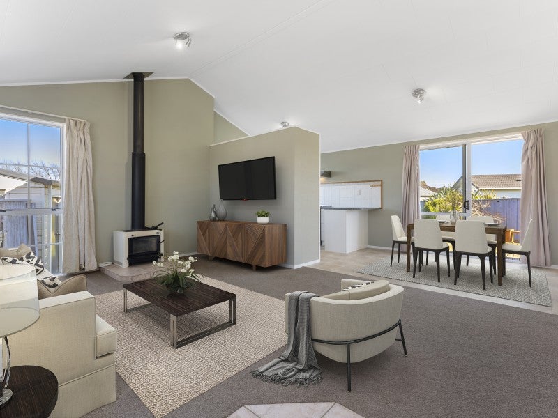 20 Peppertree Glade, Kelvin Grove, Palmerston North - Carousel 2