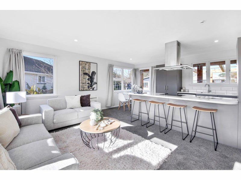 12A Wildwood Avenue, Wainoni, Christchurch - Carousel 2