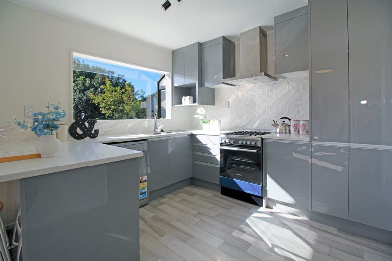 91A Ennis Avenue, Pakuranga Heights, Auckland - Carousel 2