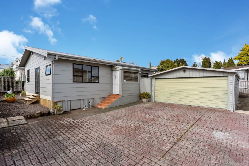 7C Methuen Road, Avondale, Auckland - Carousel 1