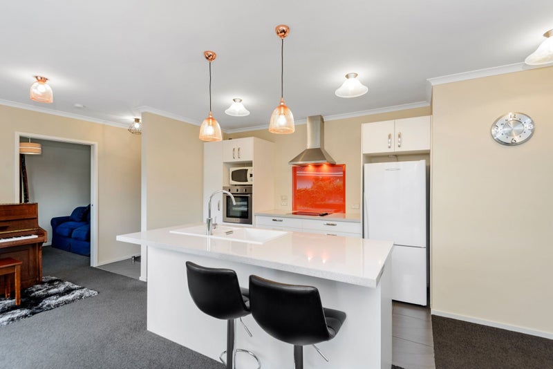 8 Moncks Bay Lane, Moncks Bay, Christchurch - Carousel 2