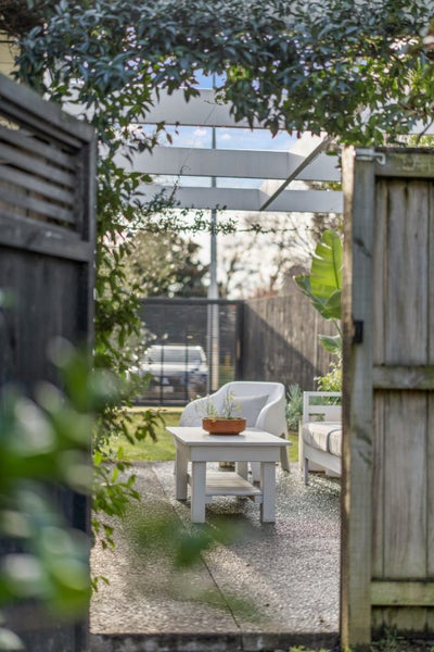 6 Gulliver Place, Conifer Grove, Takanini - Carousel 41