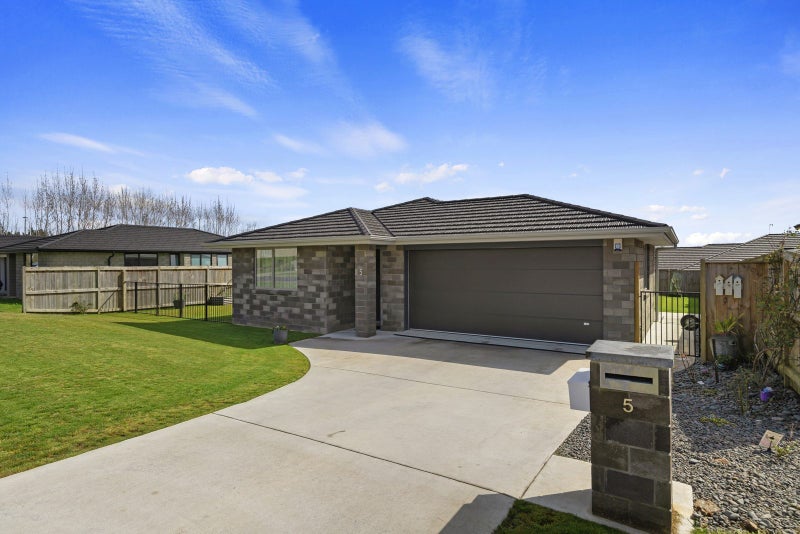 5 Chardonnay Way, Te Kauwhata, Te Kauwhata - Carousel 1