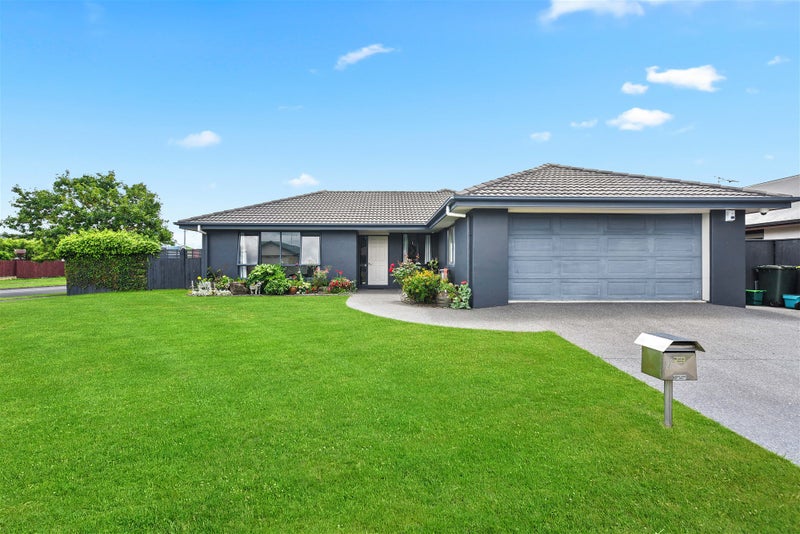 22 Wentworth Drive, Rototuna North, Hamilton - Carousel 1