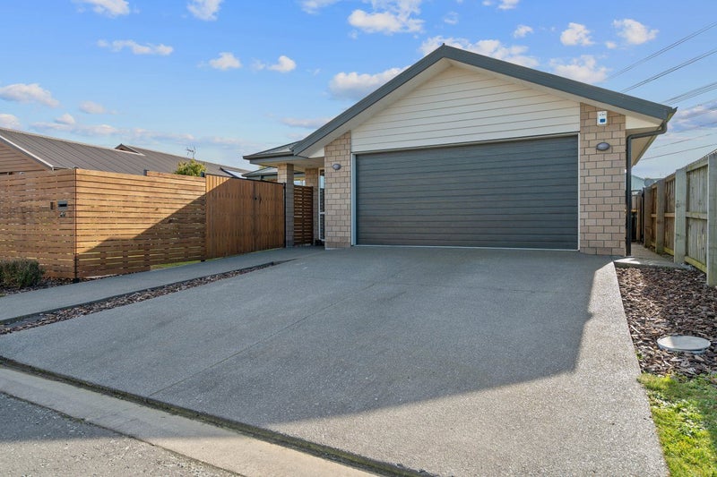 11 Taggart Place, Sockburn, Christchurch - Carousel 2