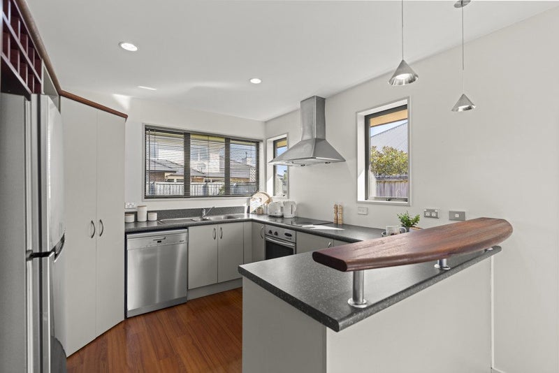 6A Blarney Place, Casebrook, Christchurch - Carousel 2