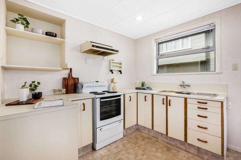 21 Windley Street, Ranui, Porirua - Carousel 2