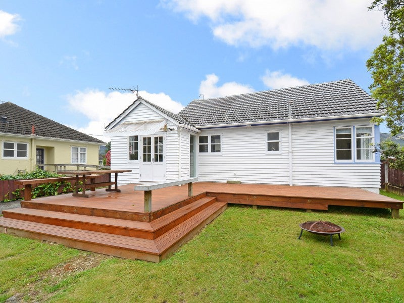 10 McParland Street, Ebdentown, Upper Hutt - Carousel 2