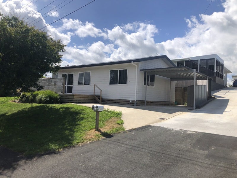 31 Gibson Road, Dinsdale, Hamilton - Carousel 1