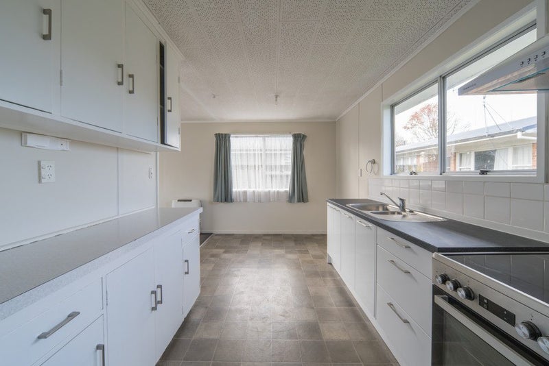 163 Galloway Street, Hamilton East, Hamilton - Carousel 1