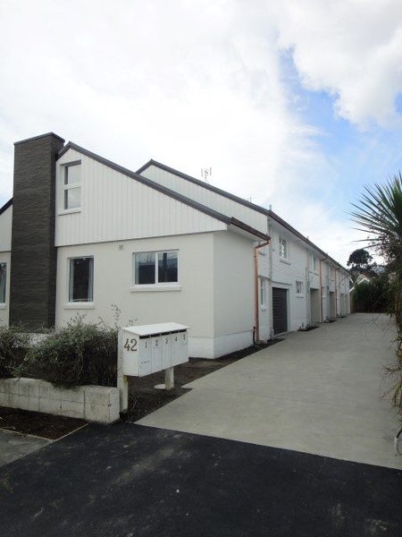 2/42 Andover Street, Merivale, Christchurch - Carousel 2