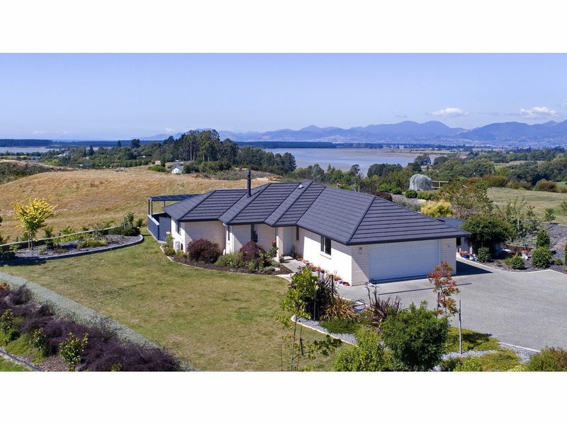 70 Galeo Road, Redwood Valley - Carousel 1