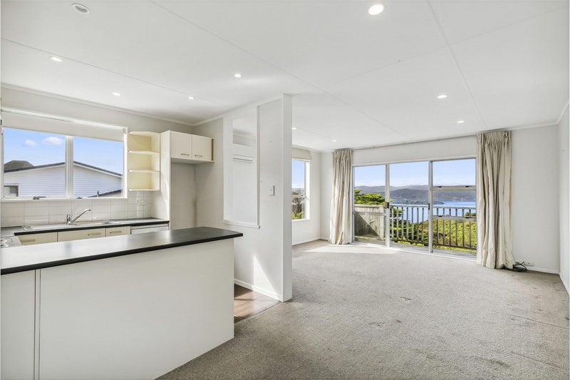 24A Gurkha Crescent, Khandallah, Wellington - Carousel 2