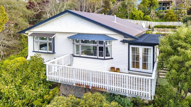14 Valley Road, Cashmere, Christchurch - Carousel 1