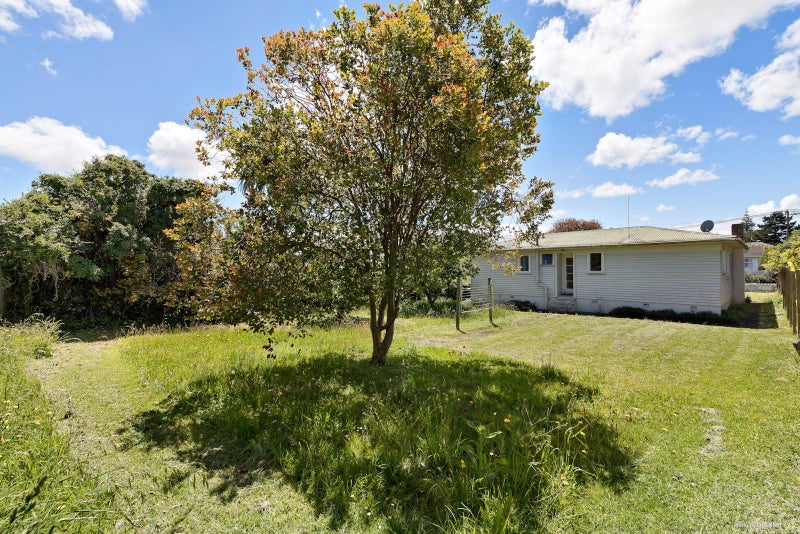 14 Laxon Avenue, Otara, Auckland - Carousel 2