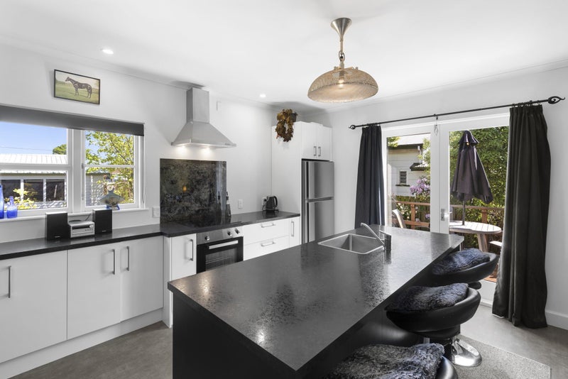 64 St Johns Street, Woolston, Christchurch - Carousel 2