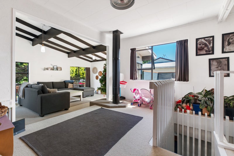 54 Everglade Drive, Goodwood Heights, Auckland - Carousel 2