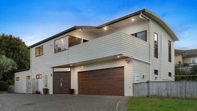 3A Wakeling Avenue, Te Atatu South, Auckland - Carousel 1