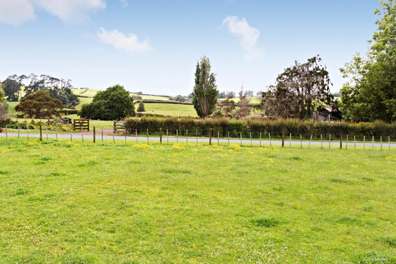 327 Parker Lane, Buckland, Pukekohe - Carousel 2